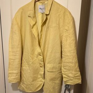 Madewell Light Yellow linen blazer size xl open pleat vents in the back